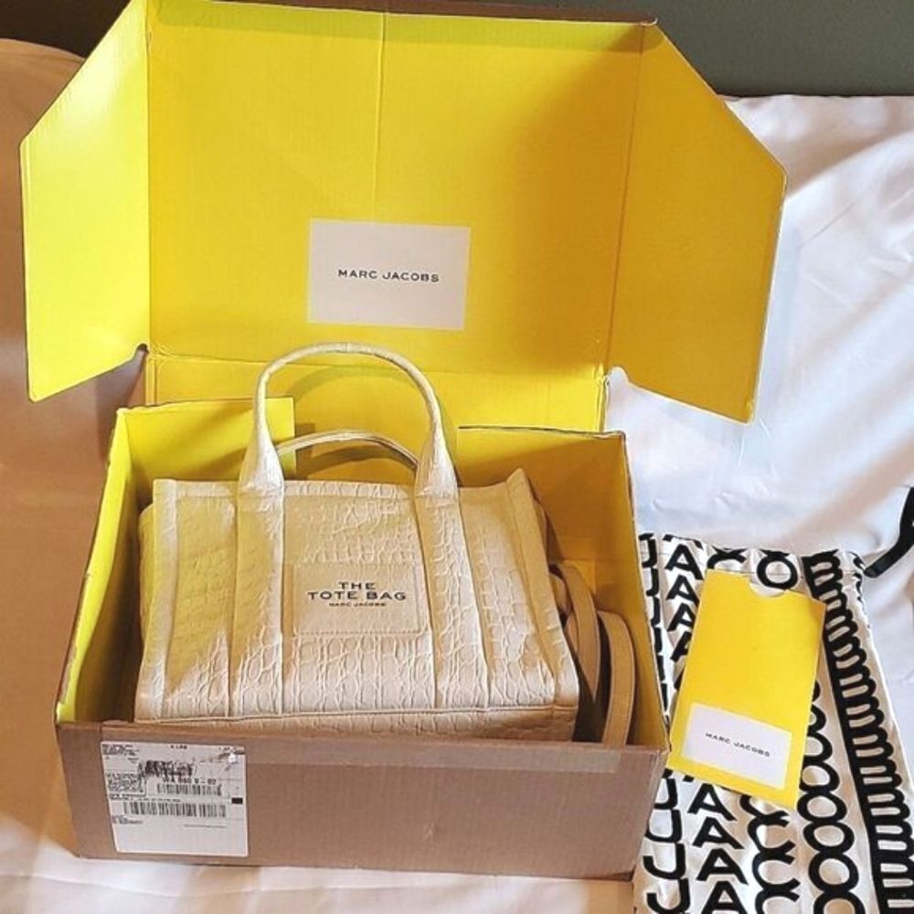 MARC JACOB Small,BRAND NEW! Tote, Croc Print Patent Leather. NWT! - Picture 5 of 17